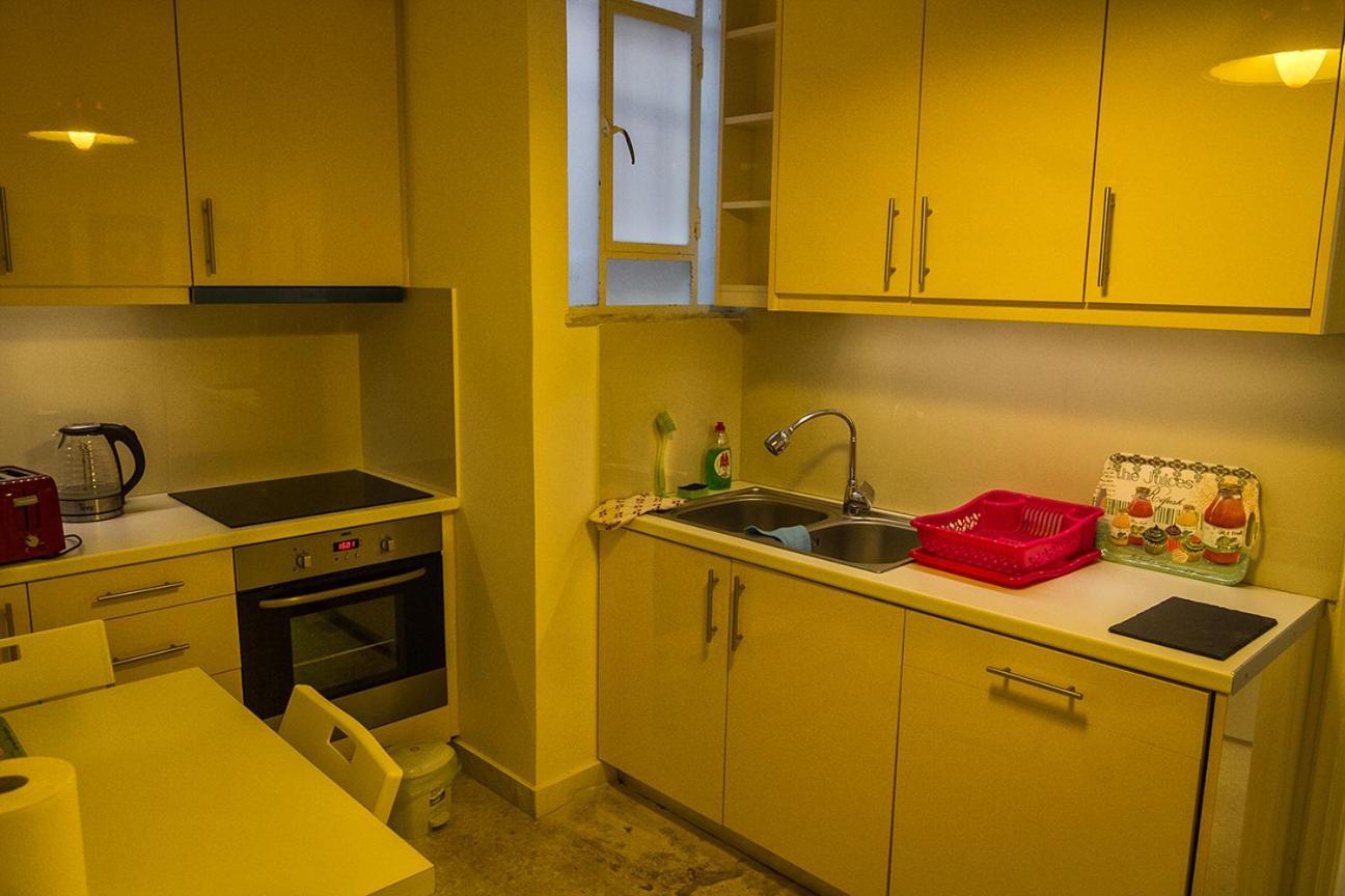 Apartment In The Heart Of The City Atina Dış mekan fotoğraf