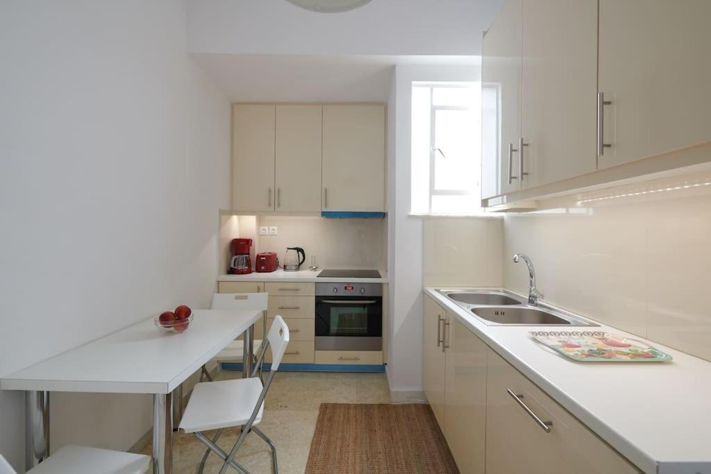Apartment In The Heart Of The City Atina Dış mekan fotoğraf